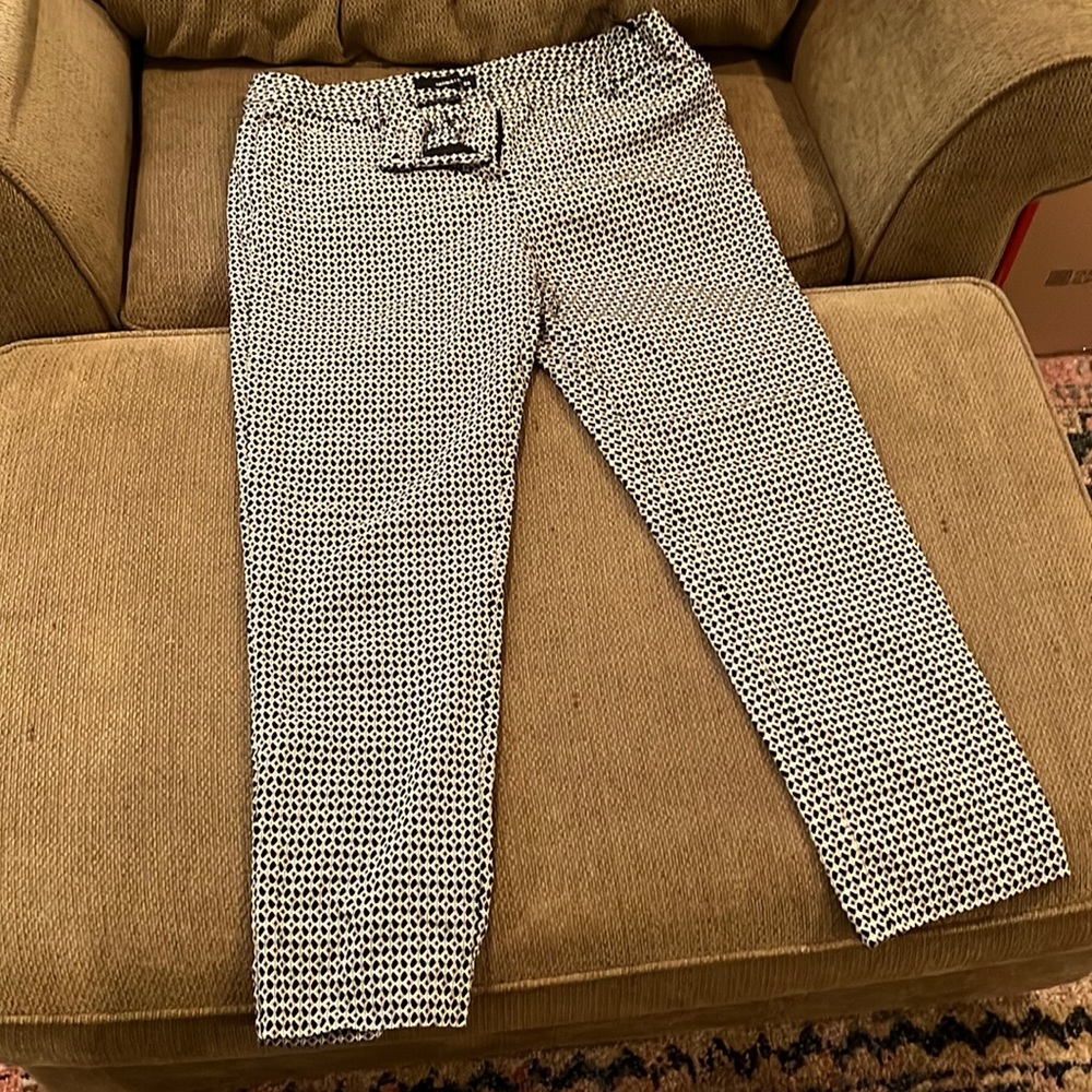BLACK AND WHITE DRESS PANTS